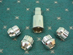 Open End Bulge Acorn Lock 1/2"